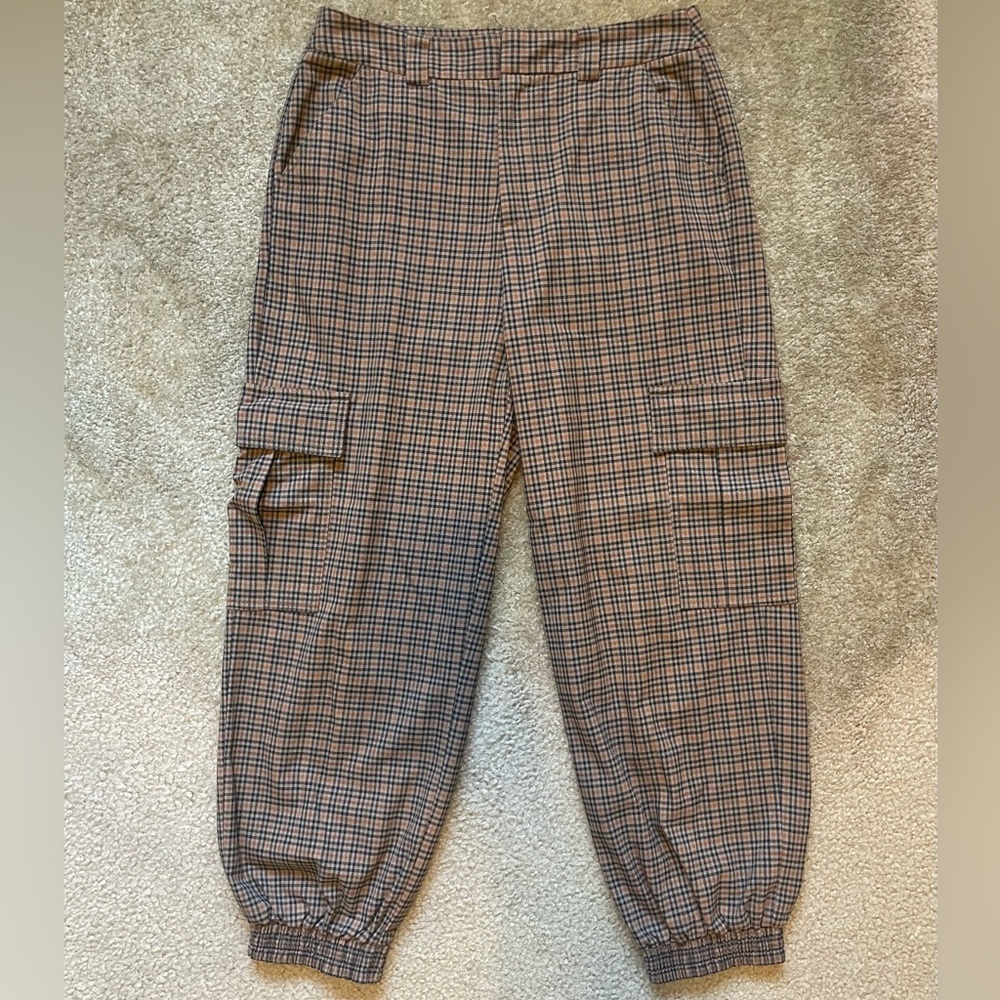 UO Checkered Cargo Joggers
